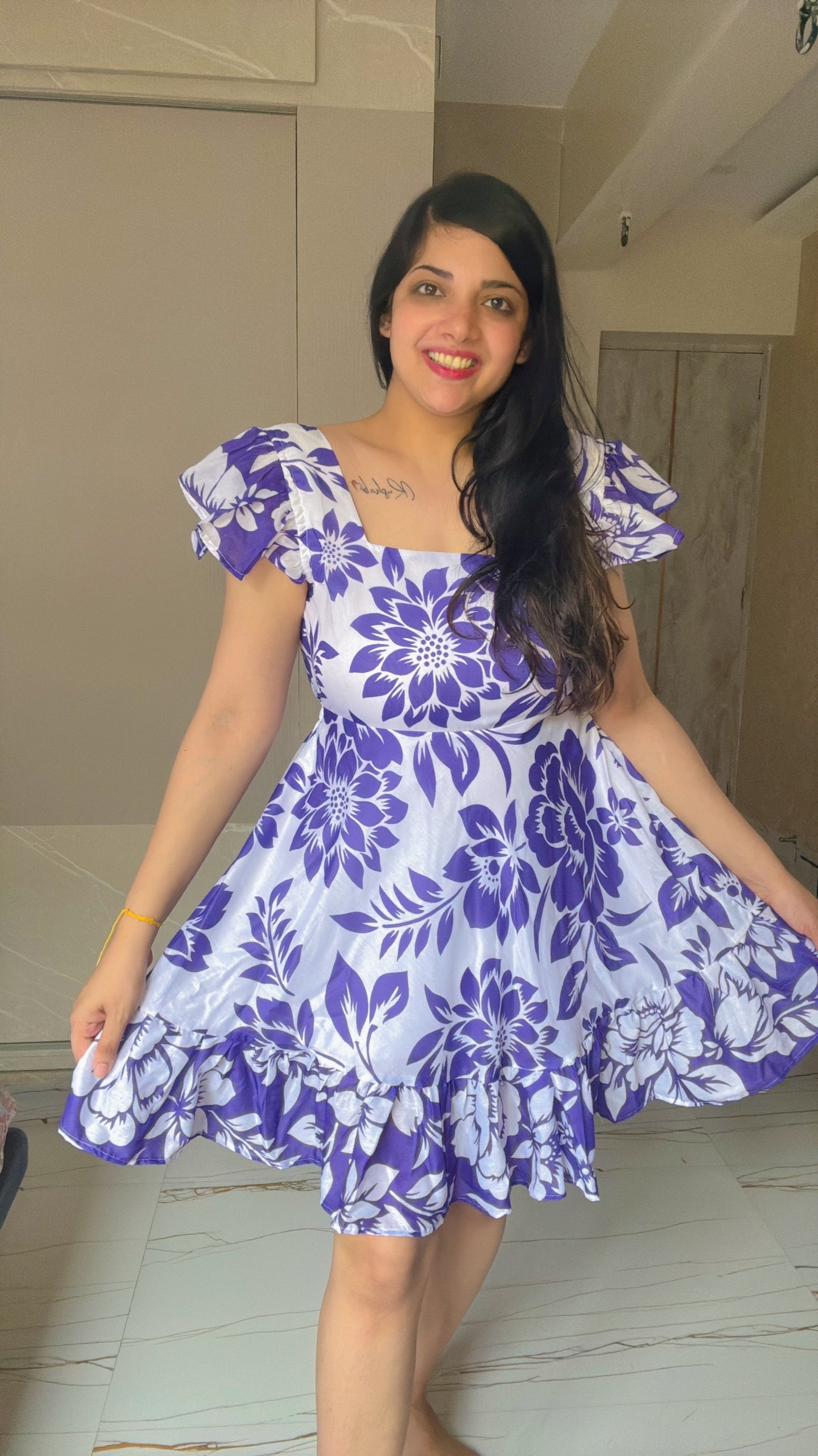 Flowery (Backless) Dress