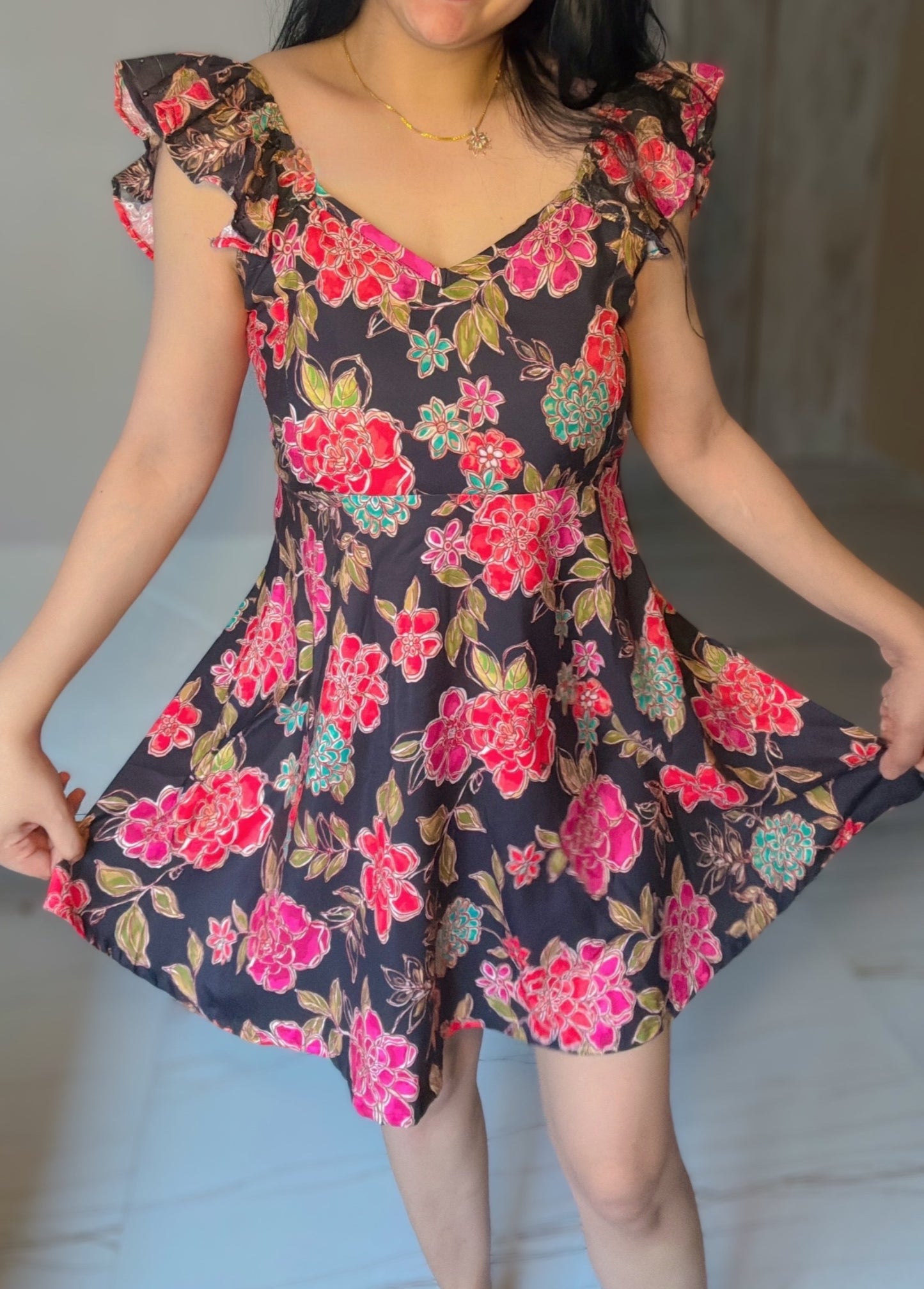 Catch Me (Backless) Dress